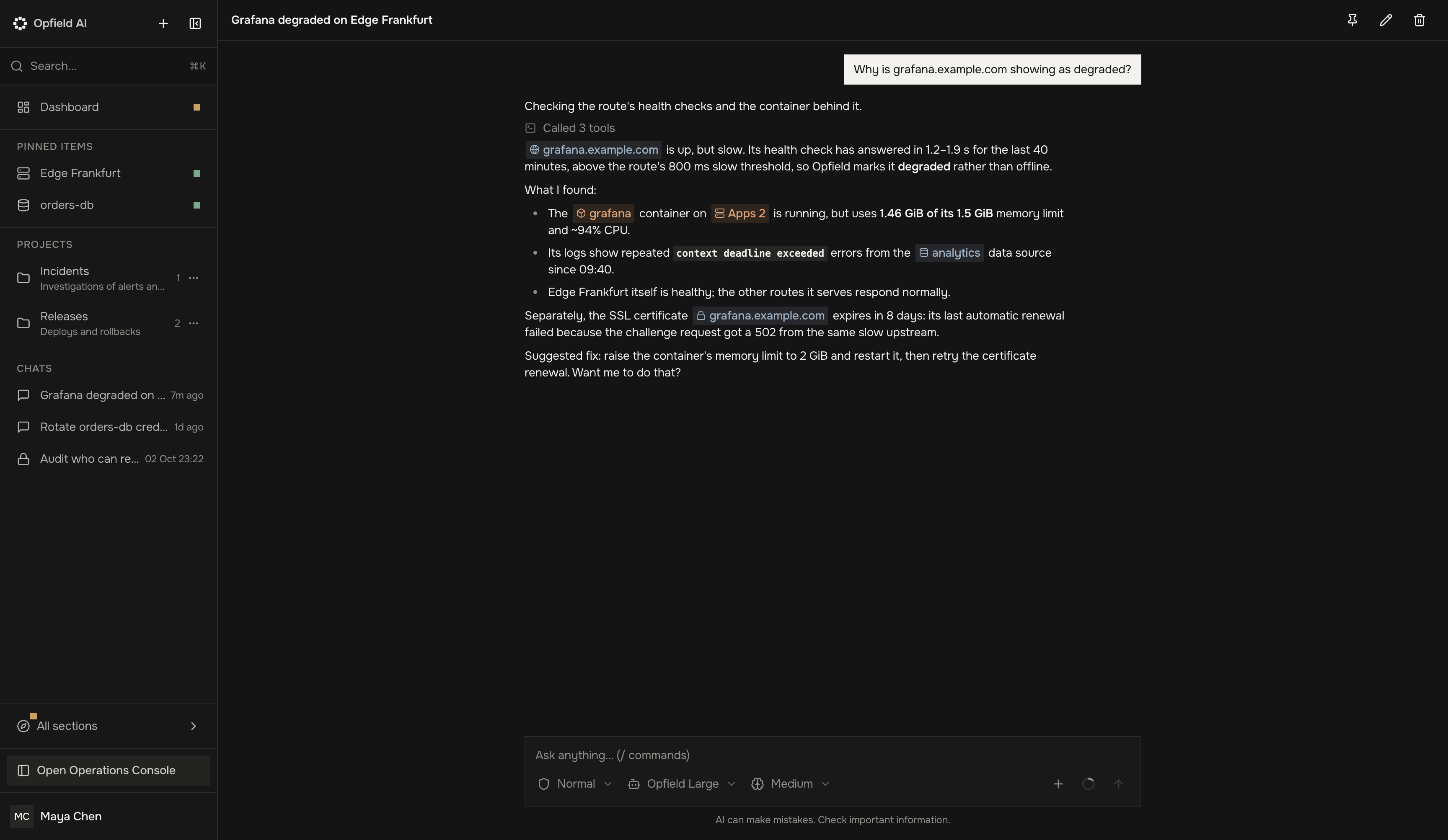 Chat in AI Workspace, der einen beeinträchtigten Dienst untersucht, mit Ressourcen-Chips, Projekten und Chats