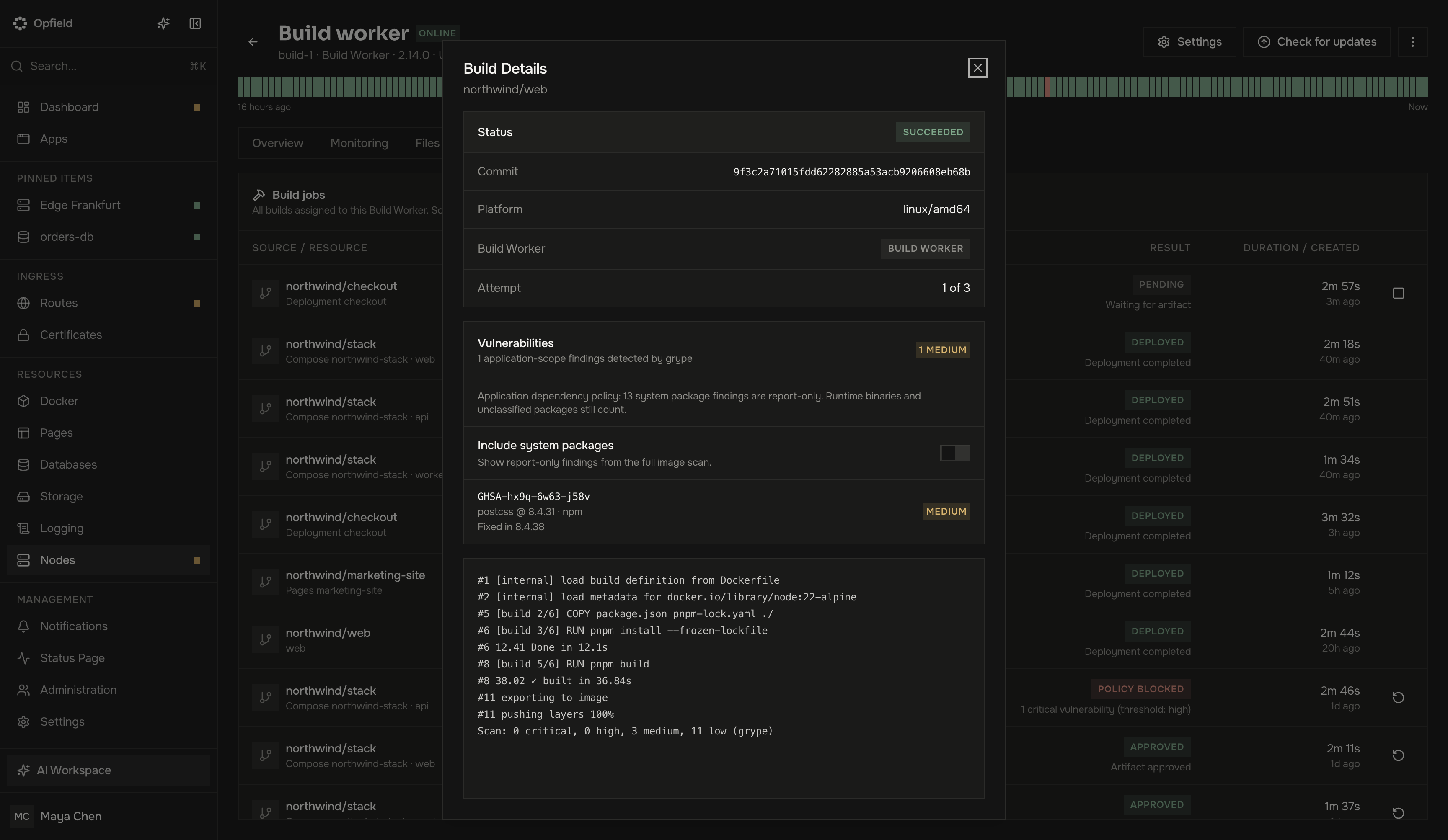 Build-Details mit Commit, Sicherheitsbefunden und dem Build-Log
